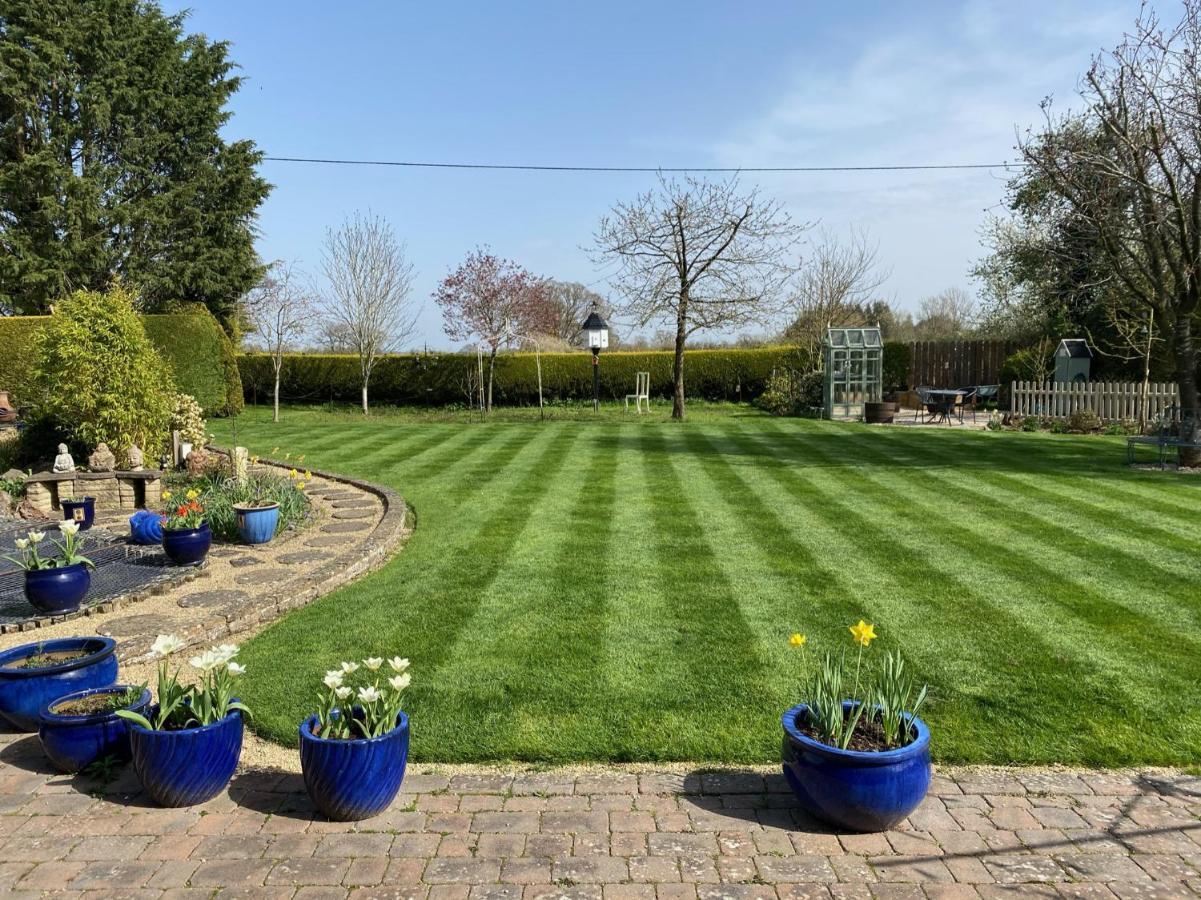 Orchard Side Bed And Breakfast Hanley Swan Exterior foto